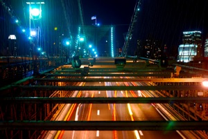 http:  taishimizu.com pictures nikon nikkor s 50mm f1 4 non ai brooklyn bridge cars thumb.jpg