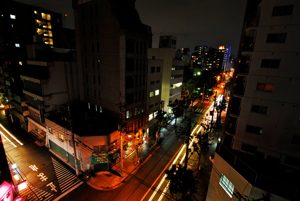 http:  taishimizu.com pictures tokina 11 16mm f2 8 nikon f mount review osaka nights thumb.jpg
